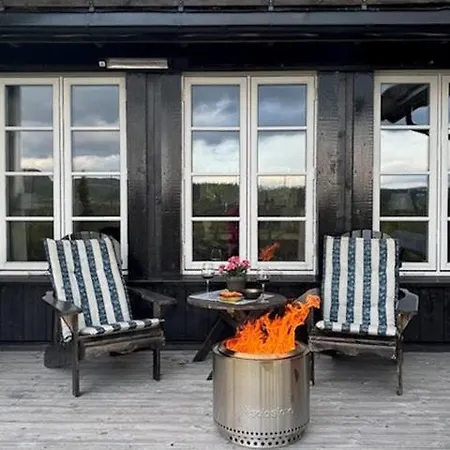 בית נופש With Panoramic Views Over The Mountains נסביין