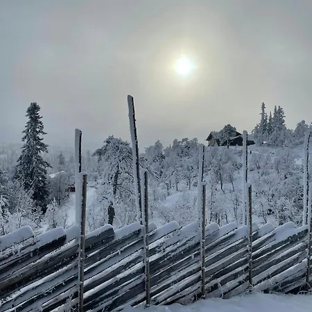 Hytte Med Panoramautsikt Over Fjellet * نيسبين