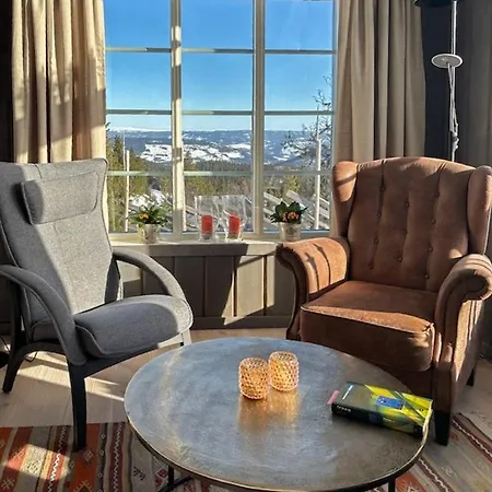 度假居 With Panoramic Views Over The Mountains *