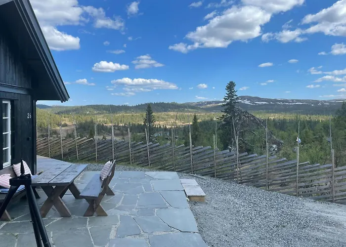 With Panoramic Views Over The Mountains * 네스뷔엔